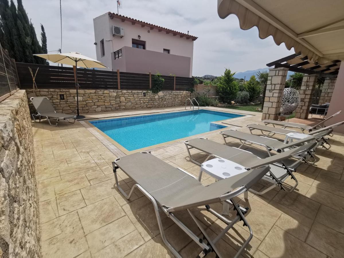 Villa Steki Roumeli Luaran gambar