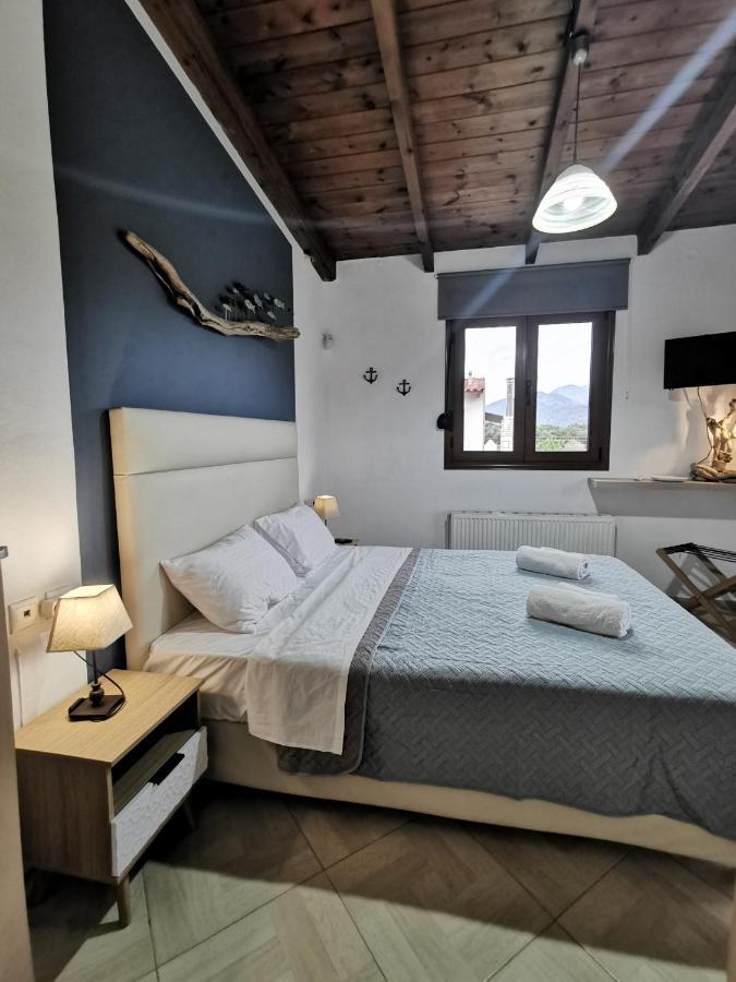 Villa Steki Roumeli Luaran gambar